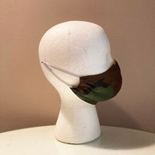 Load image into Gallery viewer, 1970s Vintage Camo Print Face Mask