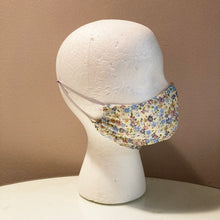 Load image into Gallery viewer, 1970s Vintage Yellow Floral Print Face Mask
