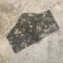 Load image into Gallery viewer, Digital Camo Print Face Mask