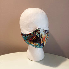 Load image into Gallery viewer, 1980s Vintage Tropical Jungle Print Face Mask

